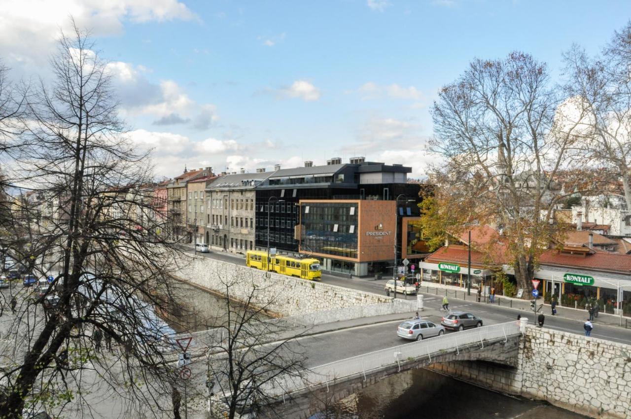 Ferienwohnung Maroon Free Parking Sarajevo Exterior foto